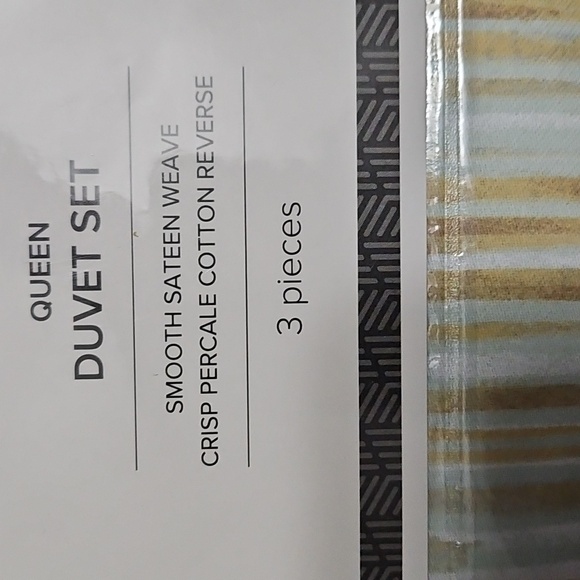 Scott Living Queen Duvet Set - Picture 2 of 4